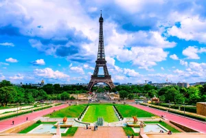Tourism-in-France-company-link-international-best-tourist-services-in-Europe